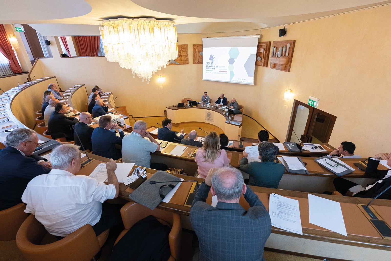 Immagini per news assocamere-16